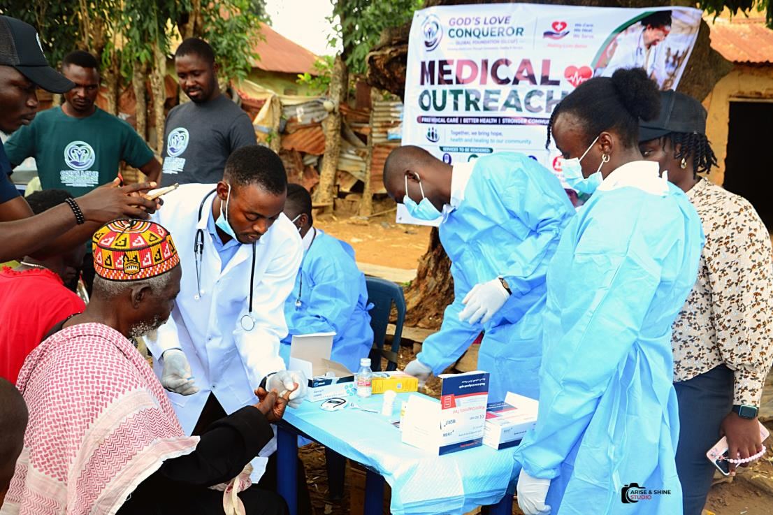 Medical outreach at Saura